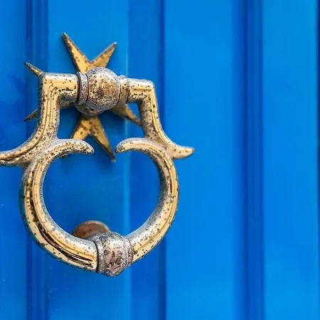V86 - Charming 1br Duplex By The Sea In شقة *